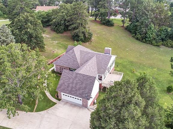 5th image of 7935 E Lake Dr