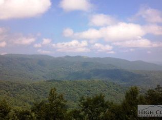 8380 Gideon Ridge Ln, Blowing Rock, NC 28605