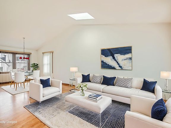 2nd image of 4665 Olmstead Dr