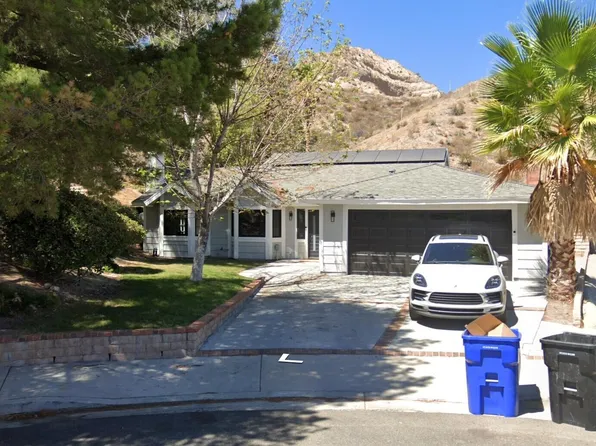 30213 Pink Pansy Ct, Santa Clarita, CA 91387