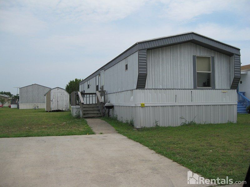 1st image of 1734 Lionel St Lot 134