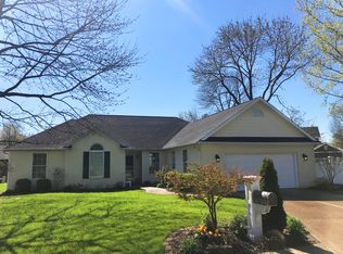 2005 N Villa Dr, Evansville, IN 47711