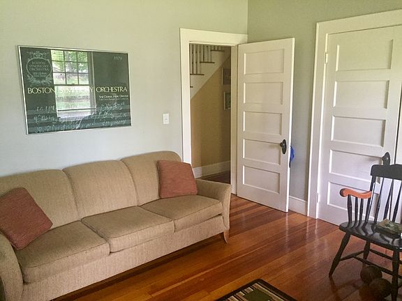 4th image of 1528 Barth Ave
