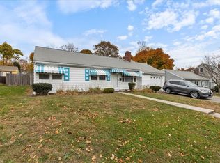 115 Lawnview Dr, Braintree, MA 02184