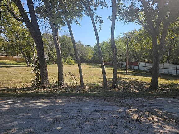4th image of 105 Huling Dr