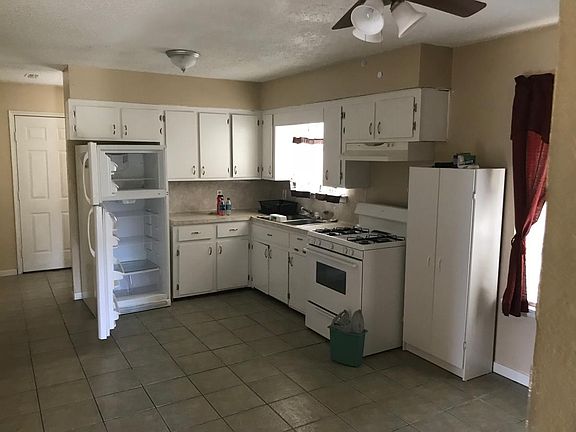 3rd image of 205 San Jose St