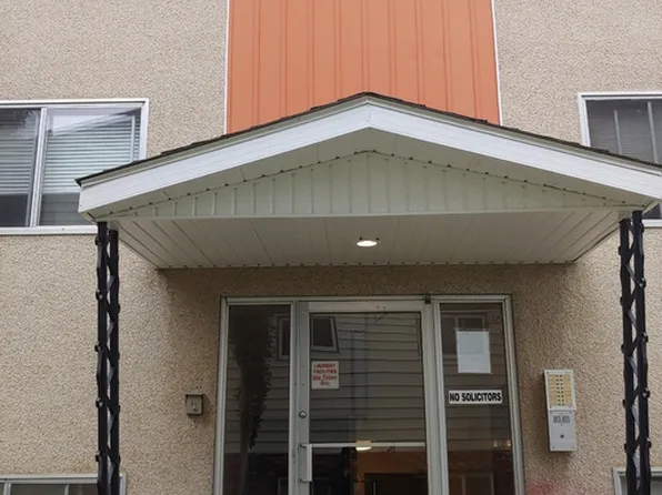 5126 43rd St #302, Red Deer, AB T4N 1C5