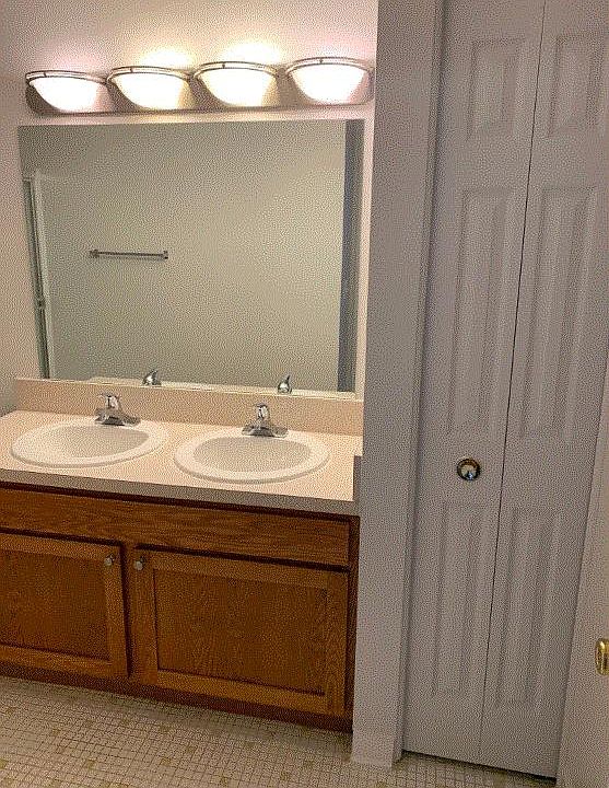 Waynewood Apartments 6737 N Wayne Rd Westland MI Zillow