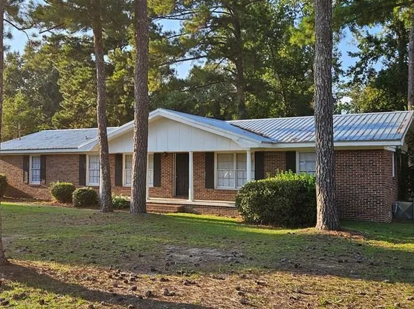 1616 Randall Rd, Dothan, AL 36303