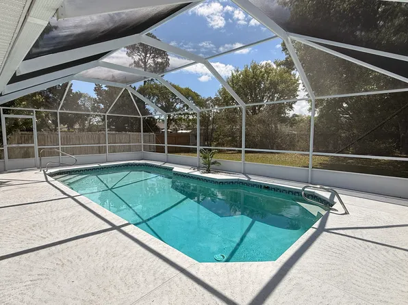 41 Bud Field Dr, Palm Coast, FL 32137