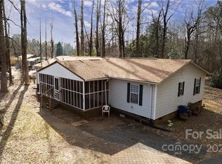 207 Old Lowesville Rd, Stanley, NC 28164