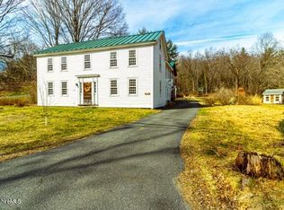 300 Conway Rd, South Deerfield, MA 01373