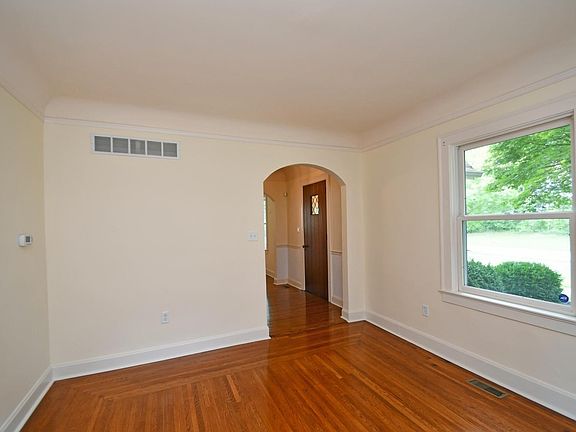 4th image of 6928 Miami Bluff Dr
