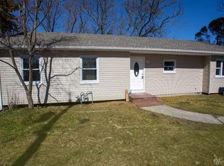 5 Georgetown Rd, Parlin, NJ 08859