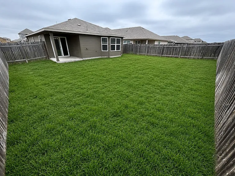 2277 Olive Hill Dr — Photo 31