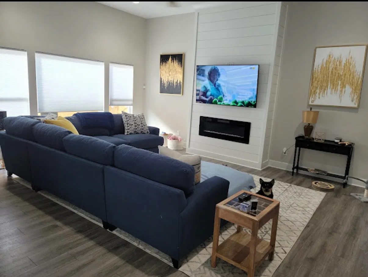 3 bed, 1747 sqft, $2,250 — Photo 2