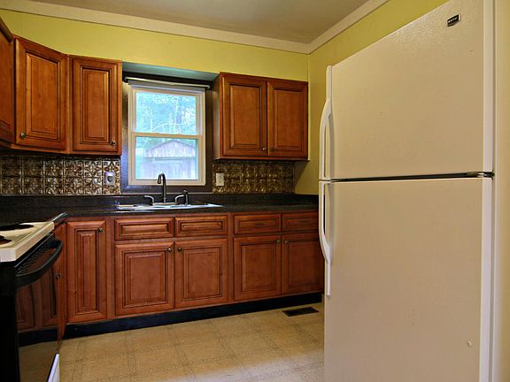 5th image of 5730 Thorn Grove Pike