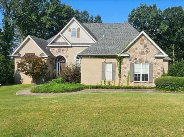 3206 Lacoste Dr, Jonesboro, AR 72404