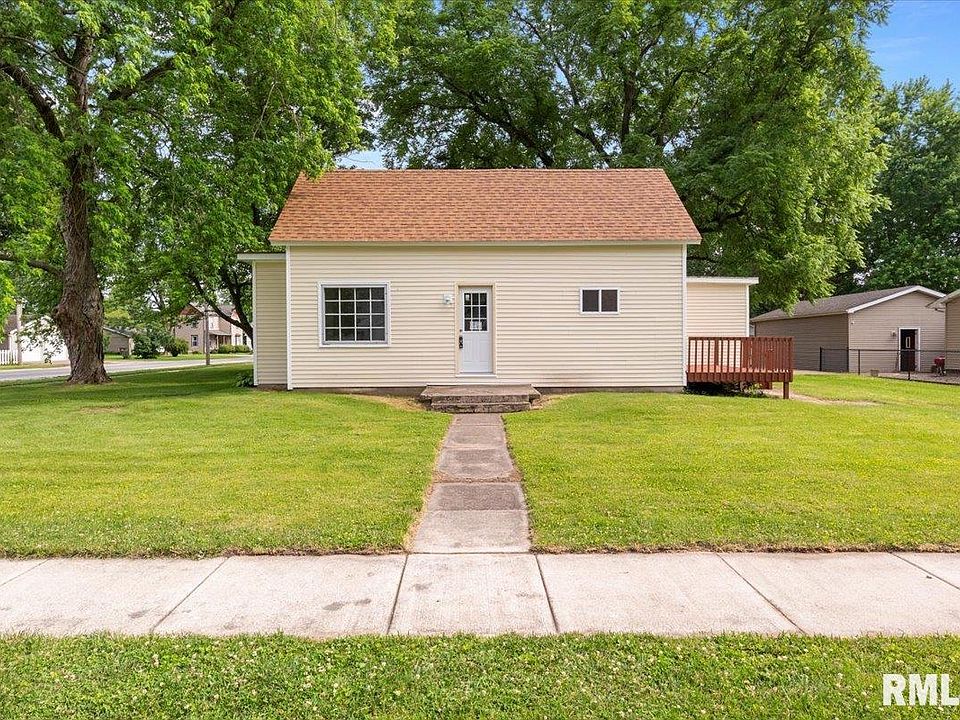 200 W South St, Divernon, IL 62530 MLS CA1029481 Zillow
