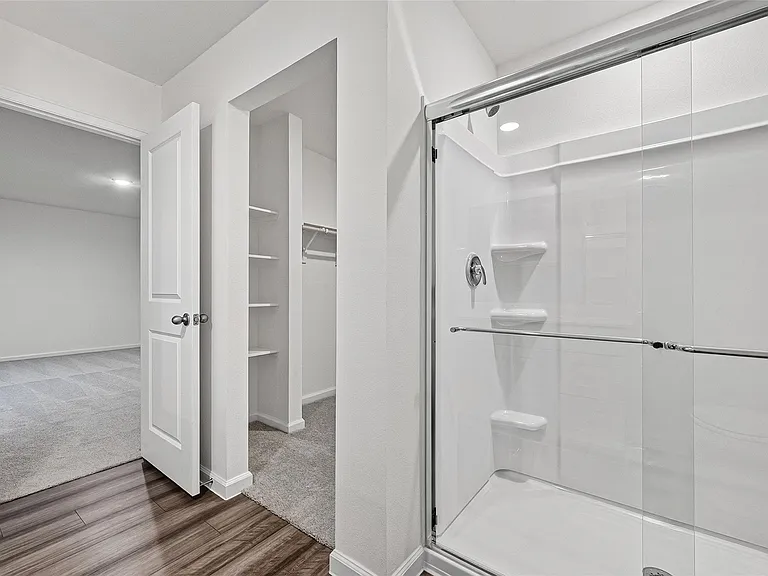 8323 Vacek Crossing Way — Photo 31