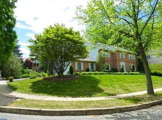 2040 Lincoln Ct, Wyomissing, PA 19610