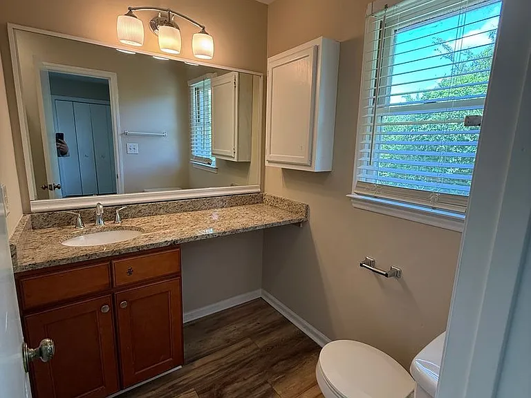 4720 Matt Dr — Photo 18
