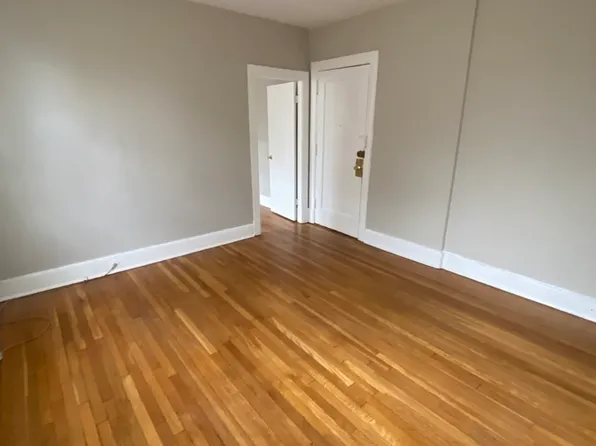 2530 Q St NW, Washington, DC