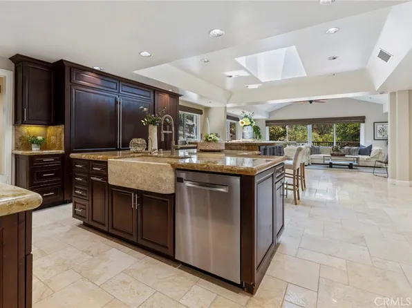 12512 Hinton Way, North Tustin, CA 92705