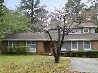 310 S McPherson Church Rd, Fayetteville, NC 28303