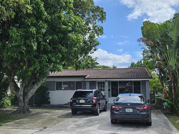 2226 Thomas St, Hollywood, FL 33020