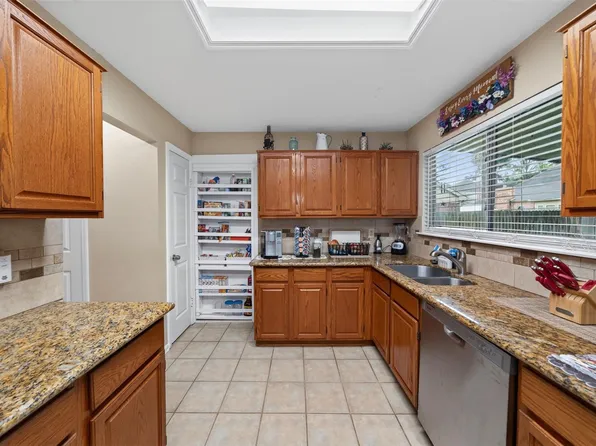 15127 Hillside Park Way, Cypress, TX 77433