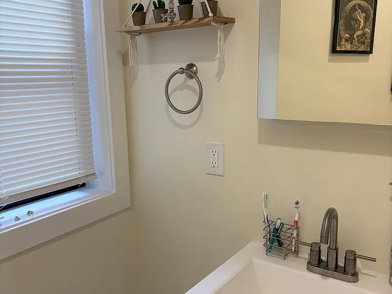 59 Burbank St #17 — Photo 5