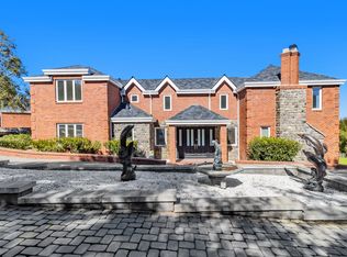 26109 Elena Rd, Los Altos Hills, CA 94022