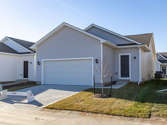3rd image of 3015 NW Northwood Ln