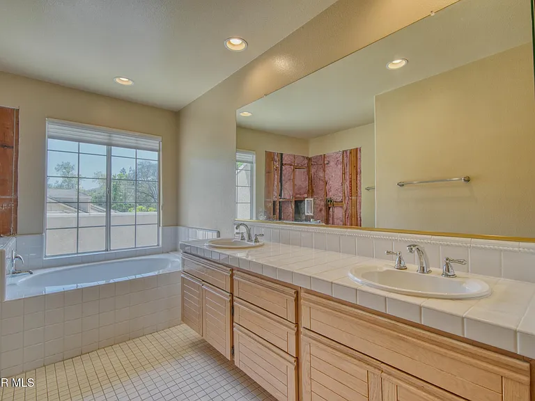 Cherry Creek Cir — Photo 19