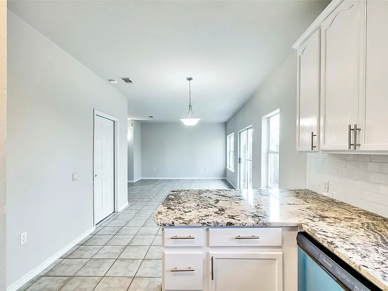 7312 E Ben White Blvd #6 — Photo 10