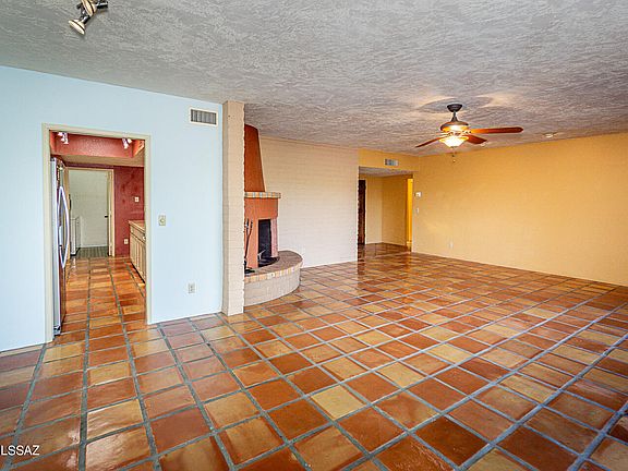 3rd image of 907 S Los Zafiros