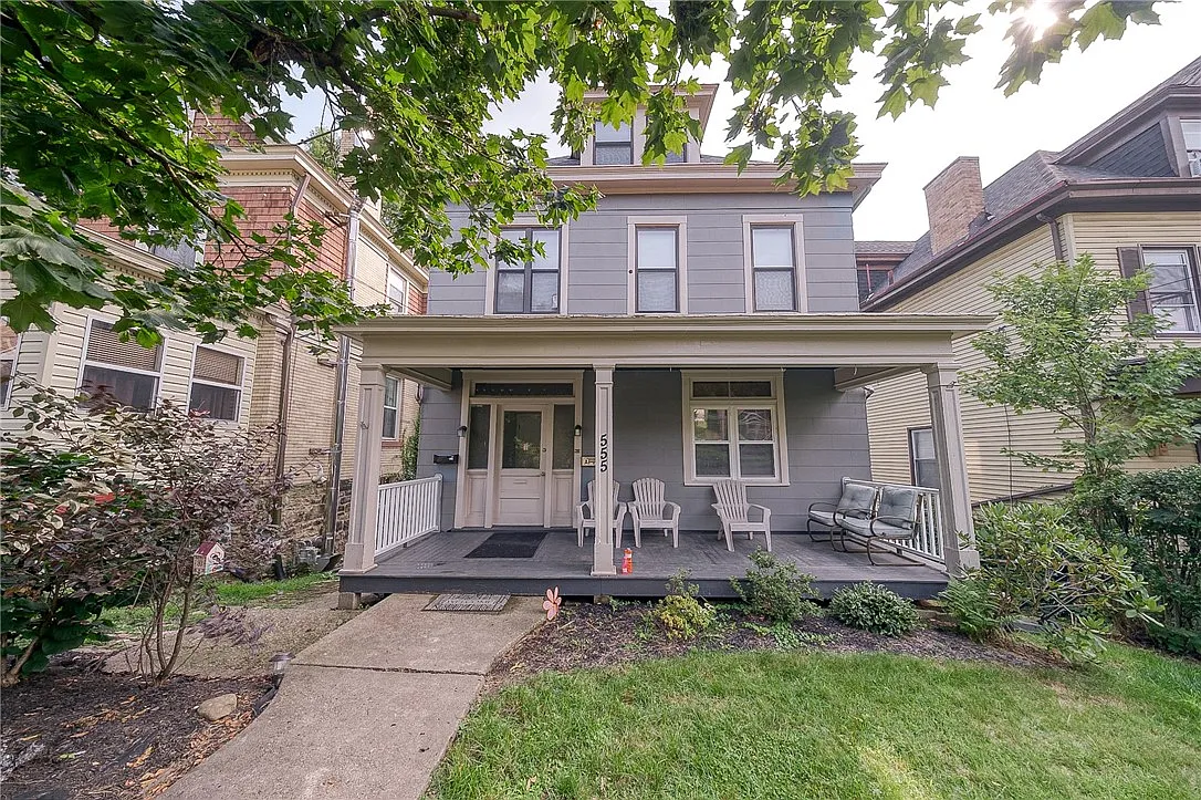 555 Orchard Ave photo 1