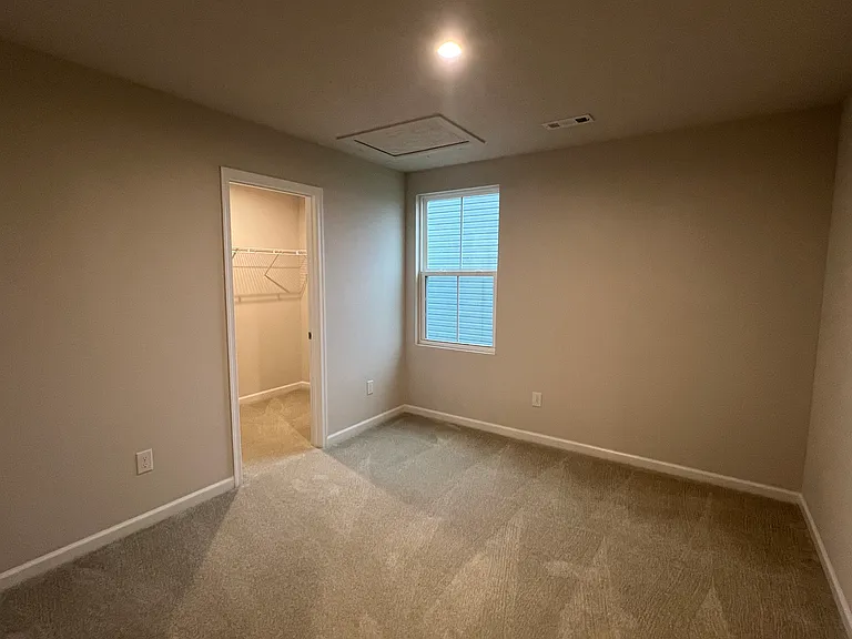 4619 Erhart Dr — Photo 9