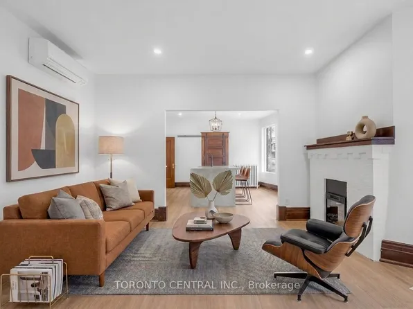 171 Parkside Dr, Toronto, ON