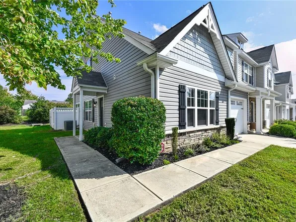 110 Tilleys Grove Dr, Kernersville, NC 27284