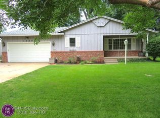 1730 S Arthur St, Grand Island, NE 68803