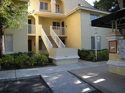 1st image of 1106 Glenmoor Dr