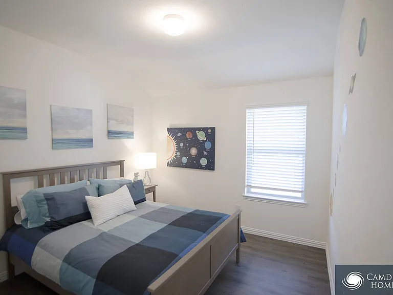 1707 Crimson Ave — Photo 3