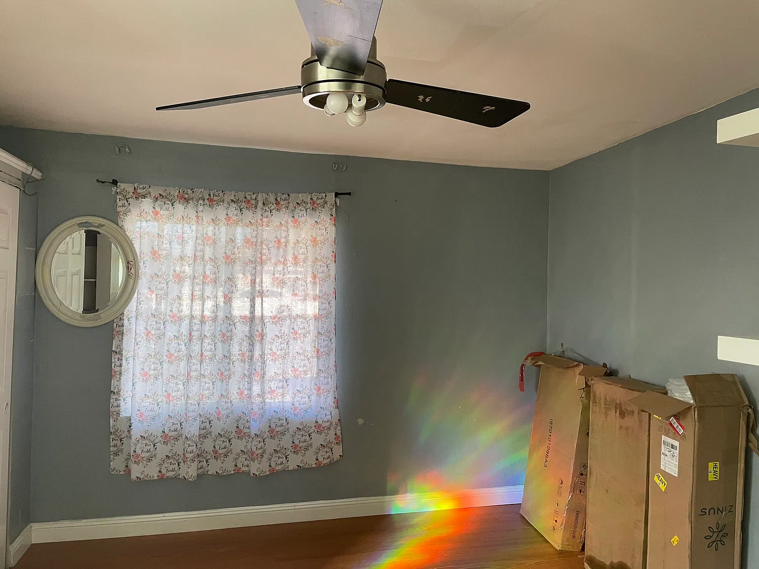 3 bed, 832 sqft, $1,500 — Photo 3