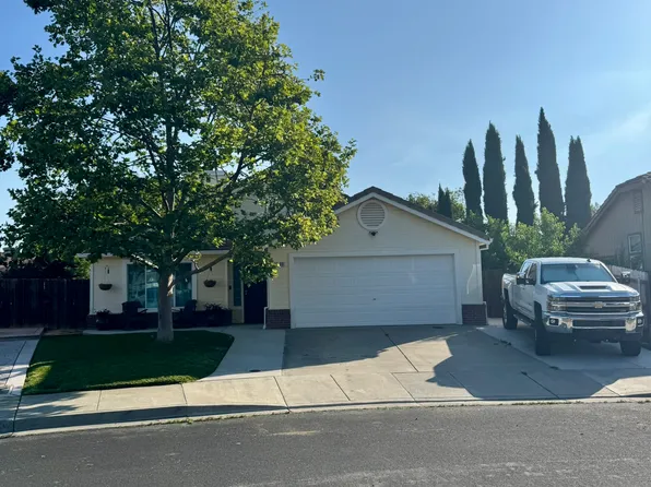 1780 W H St, Dixon, CA 95620