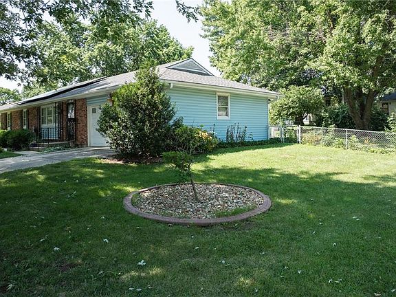 4th image of 110 S Queen Ridge Dr