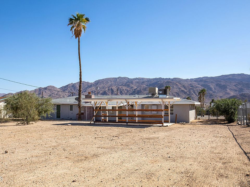 1st image of 71790 Sunnyslope Dr