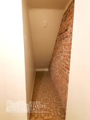 Rented by Bedford Brownstone Realty | media 21