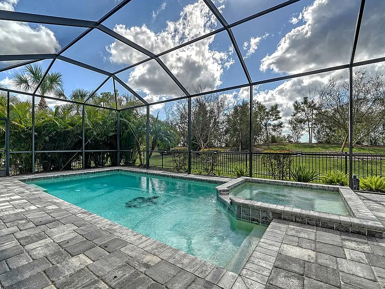 6325 Rivo Lakes Blvd — Photo 12